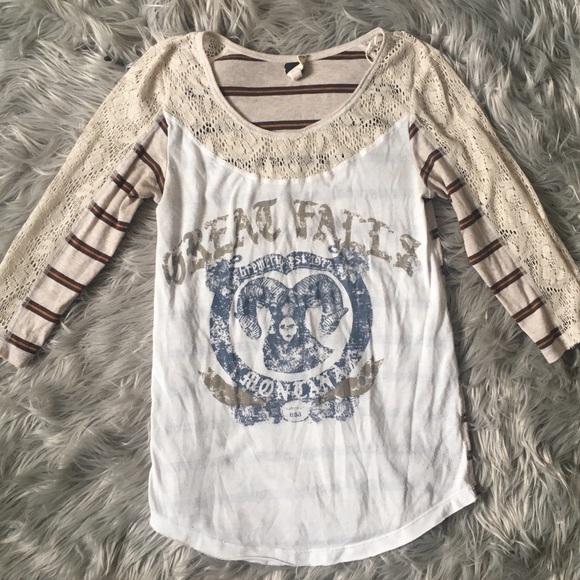 ✨SALE✨ FREE PEOPLE quarter length sleeve shirt - Picture 1 of 3